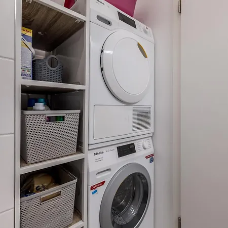 Zoe & Masa's Place * Split